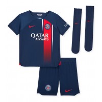 Billiga Paris Saint-Germain Lucas Hernandez #21 Barnkläder Hemma fotbollskläder till baby 2023-24 Kortärmad (+ Korta byxor)